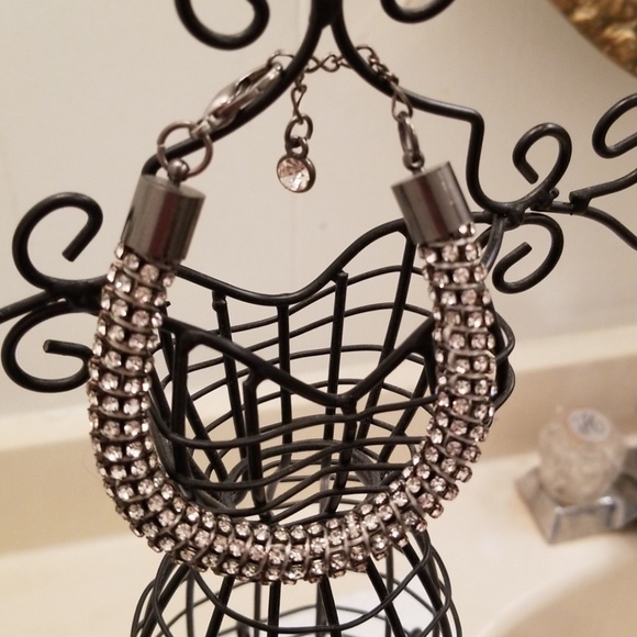 SALE 😍 4/$15 Crystal Bling Bracelet - Picture 2 of 7